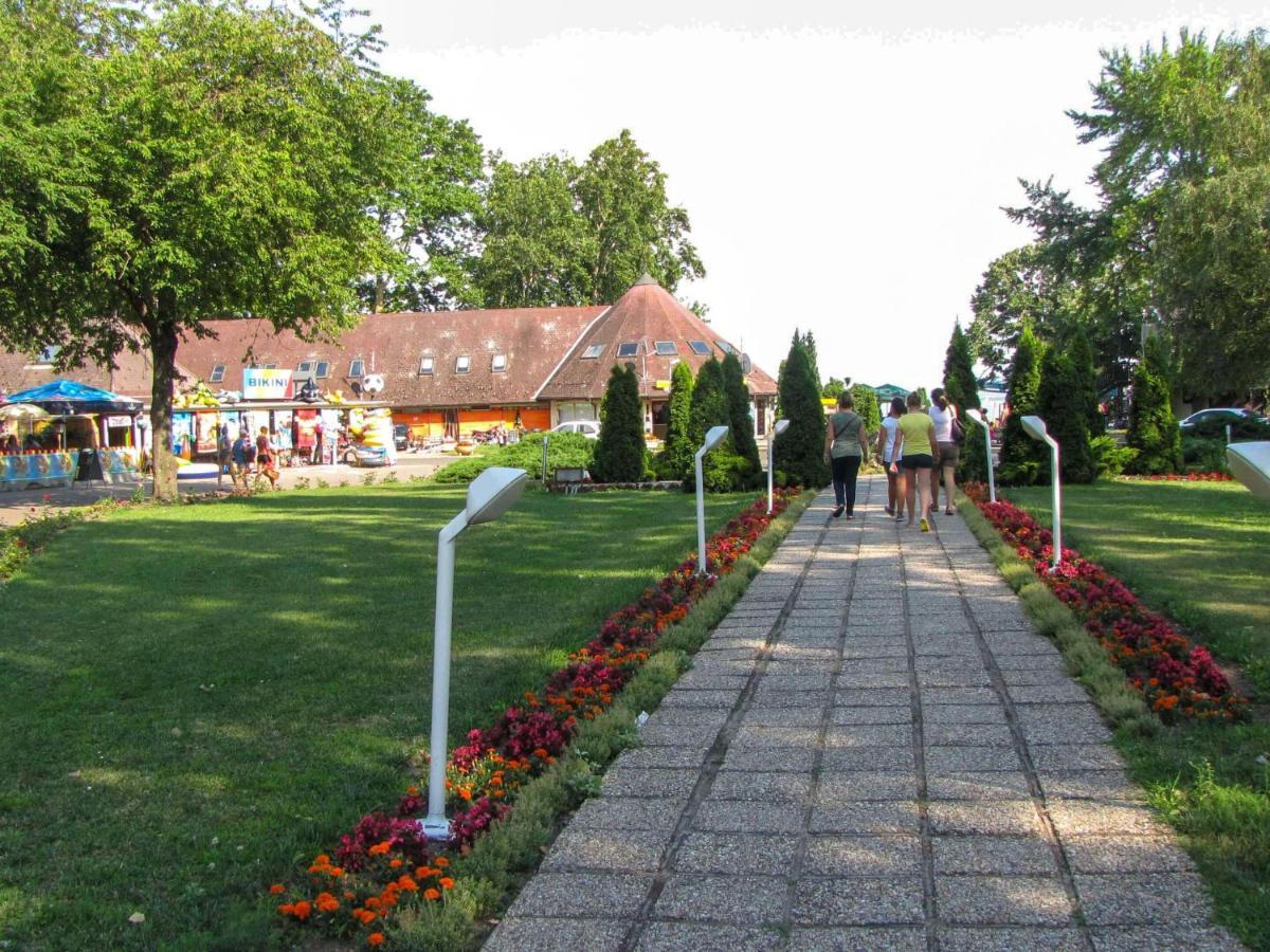Holiday Home Balatontourist Fuered-3 By Interhome بالاتونفوريد المظهر الخارجي الصورة